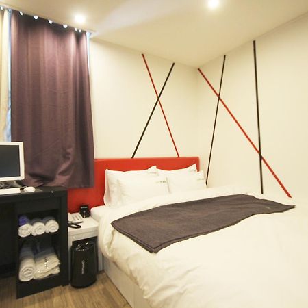 Haru Hotel Gimhae Exteriör bild
