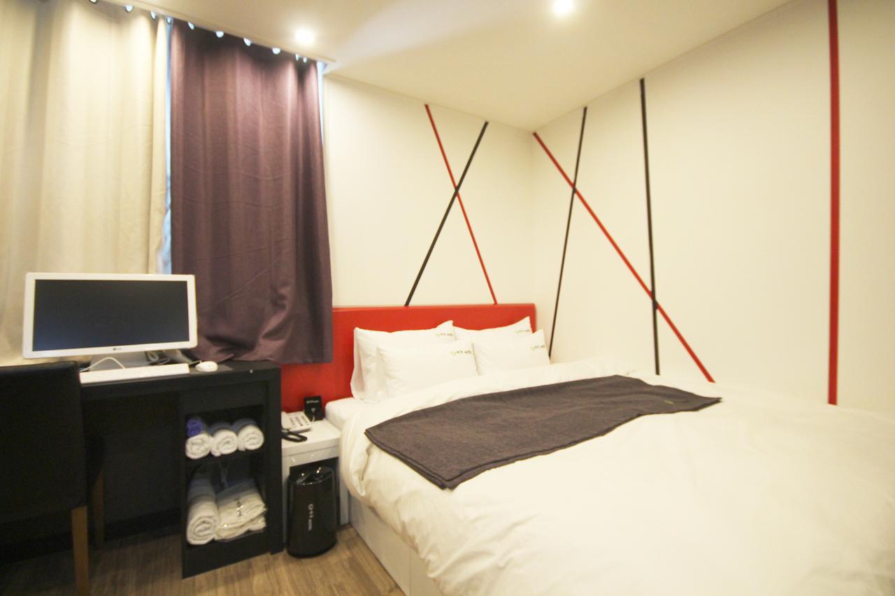 Haru Hotel Gimhae Exteriör bild