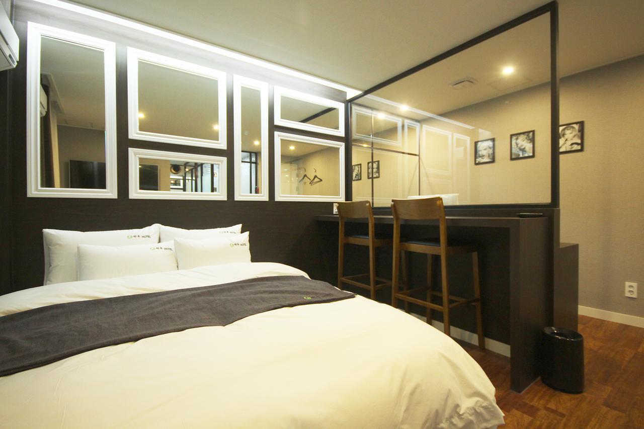 Haru Hotel Gimhae Exteriör bild