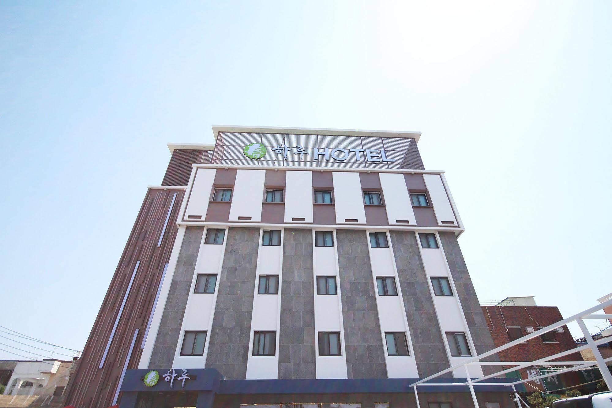 Haru Hotel Gimhae Exteriör bild